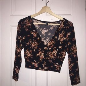 Wrap 3/4 Sleeve Forever 21 Crop Top